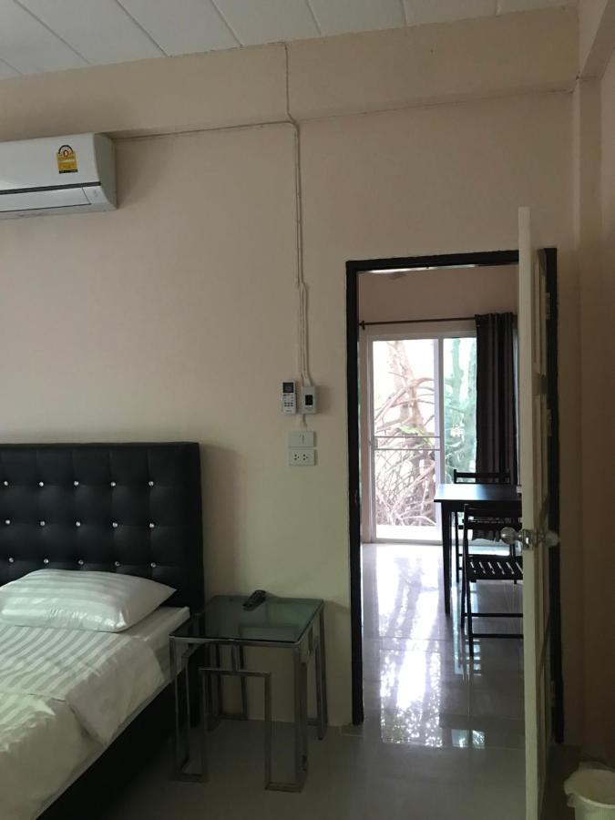 Baan Bon Resort Bang Tabun Phetchaburi Exterior photo